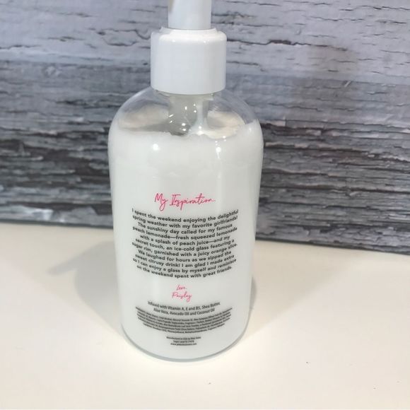 PINK Zebra Scented Lotion Retired Peach Lemonade New - Picture 2 of 3